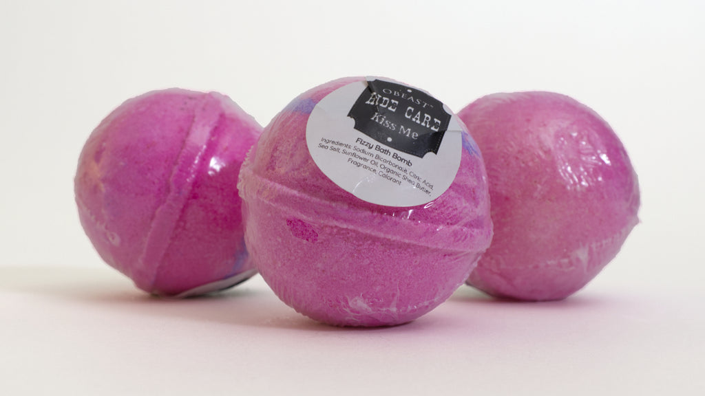 Kiss Me Bath Bomb 6-Pack